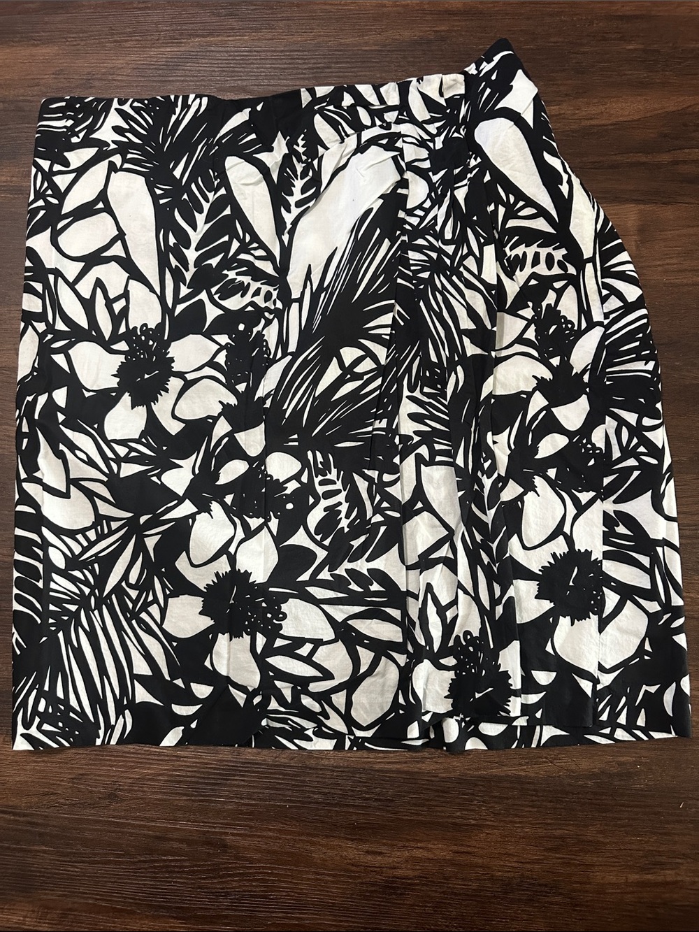 Lane Bryant Black & White Floral Mini Skirt